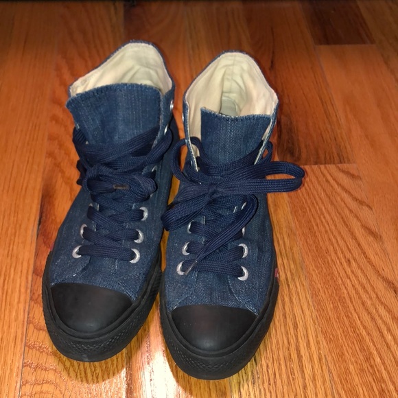 Men’s Levi Denim Hightop Canvas Sneakers - Picture 2 of 8